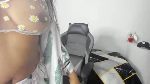 My name is Milena but can you call me Mile online show from February 7, 2026, 10:46 pm