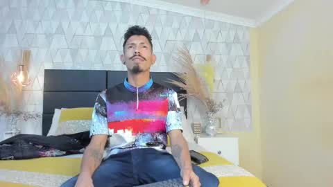 Snapshot of noaahtylor chatting on March 16, 2026, 6:28 am Noah online show from March 16, 2026, 6:28 am