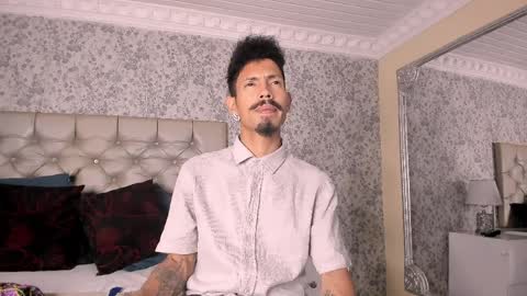 Snapshot of noaahtylor chatting on April 2, 2026, 8:28 pm Noah online show from April 2, 2026, 8:28 pm