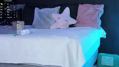 Noah  online show from January 15, 2026, 3:22 am