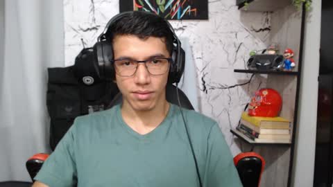 Snapshot of noah_89r chatting on December 27, 2024, 7:08 am Sebastian online show from December 27, 2024, 7:08 am