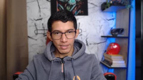 Snapshot of noah_89r chatting on March 5, 2025, 4:24 pm Sebastian online show from March 5, 2025, 4:24 pm