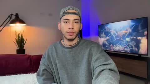 noah_and_steven online show from July 31, 2026, 12:04 pm