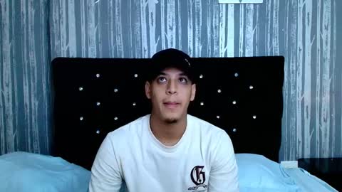 Snapshot of noah_blackk chatting on February 5, 2026, 2:00 pm noah_blackk online show from February 5, 2026, 2:00 pm