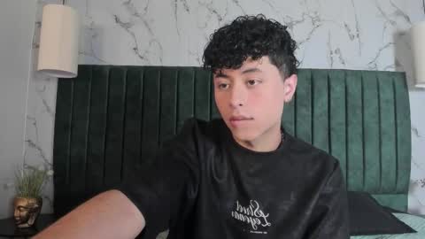 noah_dupont_ online show from March 7, 2026, 12:02 pm