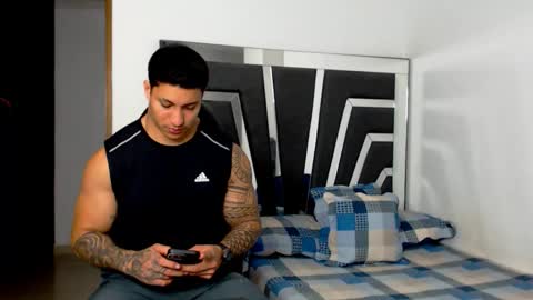 Noah Harris01 online show from February 20, 2026, 1:13 am