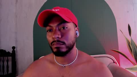 Snapshot of noah_jones__ chatting on January 24, 2025, 6:56 pm Noah online show from January 24, 2025, 6:56 pm