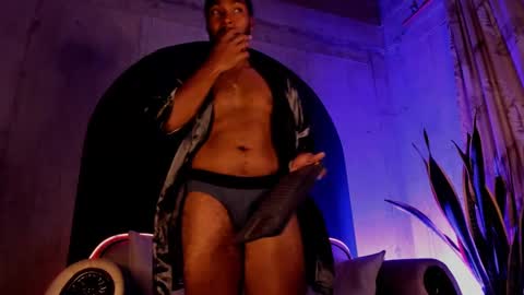 Snapshot of noah_jones__ chatting on February 20, 2025, 2:51 am Noah online show from February 20, 2025, 2:51 am