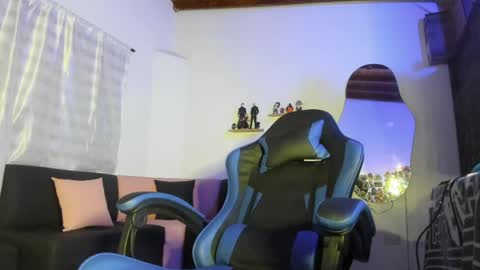 noah_mf online show from April 25, 2026, 5:54 am