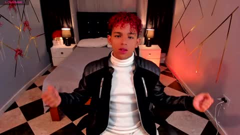 Snapshot of noah_smith04 chatting on December 11, 2024, 11:51 am noah_smith04 online show from December 11, 2024, 11:51 am