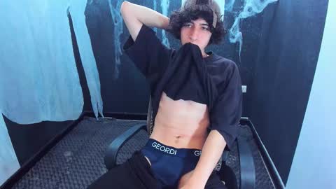 noah_sokolov online show from October 29, 2025, 2:52 pm