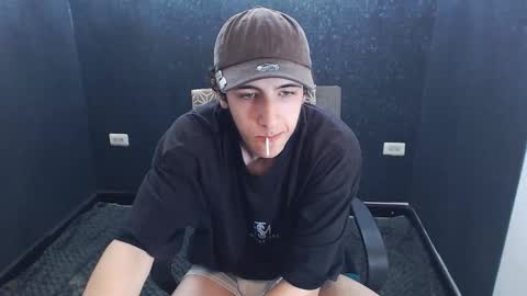 noah_sokolov online show from November 14, 2025, 7:56 pm