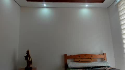 LIAM- noah online show from October 14, 2025, 1:12 pm