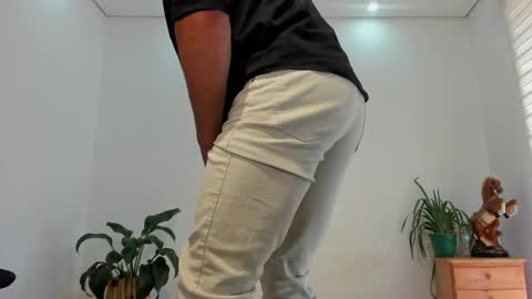 Snapshot of noahbrawn chatting on February 18, 2026, 1:18 pm LIAM- noah online show from February 18, 2026, 1:18 pm