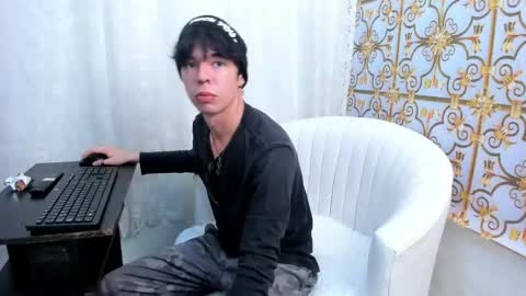 NOAH online show from May 8, 2026, 11:26 am