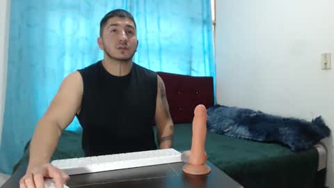 noahmurillo online show from May 17, 2026, 9:33 pm