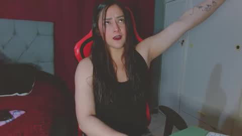 Noamartin online show from October 4, 2025, 1:03 am