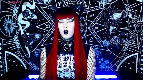 caroline online show from October 11, 2025, 12:43 am