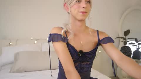 Samantha online show from April 13, 2026, 8:58 pm
