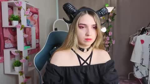 Snapshot of nocturnehuntress chatting on May 24, 2026, 7:24 am Alice online show from May 24, 2026, 7:24 am
