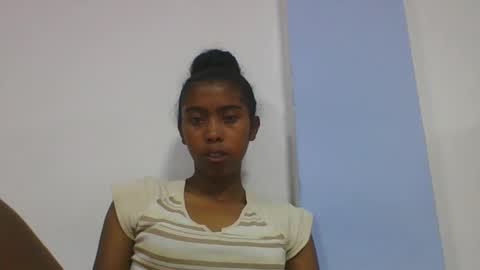 Snapshot of noelina chatting on February 24, 2026, 8:56 am noelina online show from February 24, 2026, 8:56 am