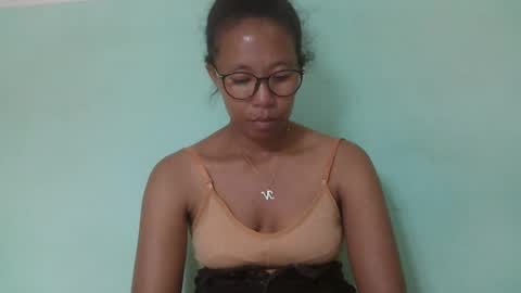 noellah online show from March 3, 2025, 3:53 pm