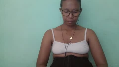 noellah online show from March 4, 2025, 4:41 pm