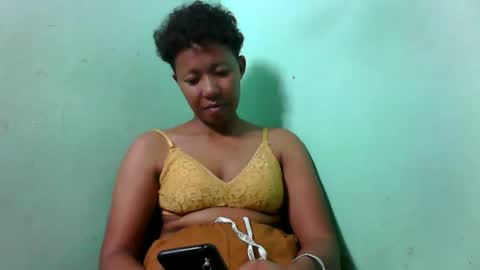 noellah online show from September 30, 2025, 8:36 pm