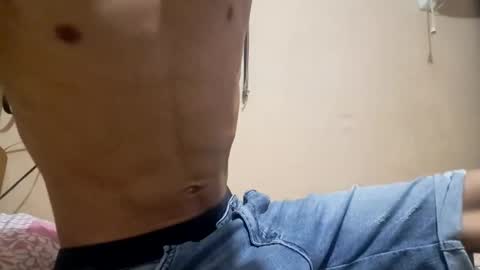 Snapshot of nofacebaby_ chatting on October 23, 2025, 5:01 pm nofacebaby_ online show from October 23, 2025, 5:01 pm