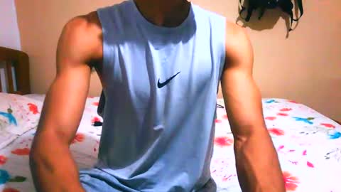 Snapshot of nofacebaby_ chatting on November 18, 2025, 6:01 pm nofacebaby_ online show from November 18, 2025, 6:01 pm