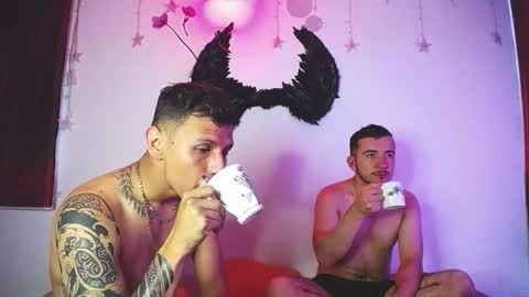 noha_and_iam1 online show from March 12, 2026, 12:33 pm