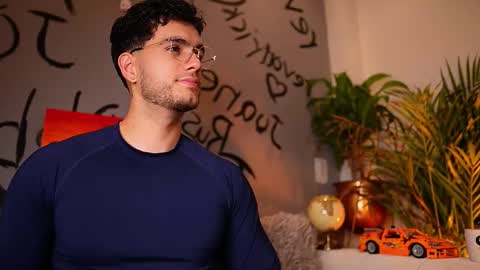 kevin online show from October 1, 2025, 10:49 pm