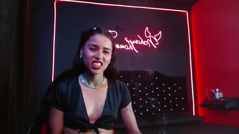 Noha Thomson online show from February 27, 2026, 9:15 pm