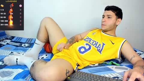 Snapshot of noha_white chatting on December 15, 2024, 5:10 pm Noha online show from December 15, 2024, 5:10 pm
