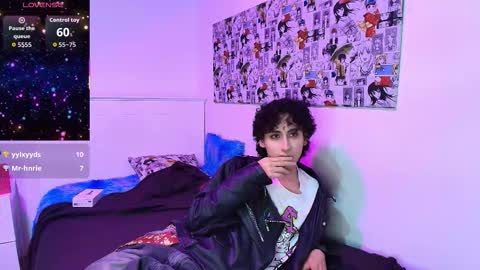 maxie online show from November 8, 2025, 4:23 am