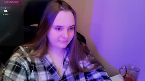 noir_ember_ online show from March 28, 2026, 5:56 pm