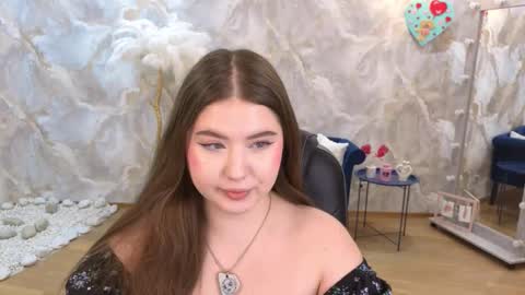 noirwhisper online show from February 12, 2026, 6:25 pm