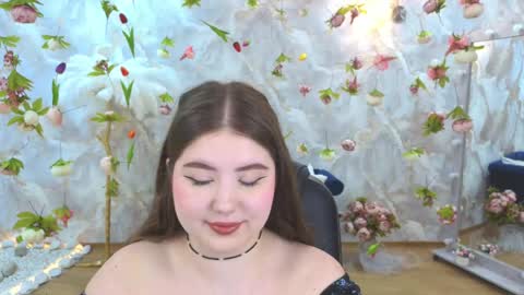 noirwhisper online show from April 17, 2026, 6:22 pm