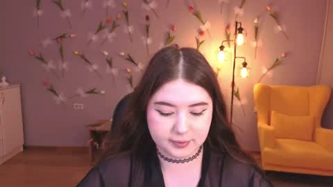 noirwhisper online show from May 28, 2026, 3:37 am