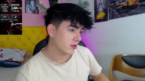 Snapshot of nolan_twink chatting on January 5, 2025, 5:41 pm Nolan online show from January 5, 2025, 5:41 pm