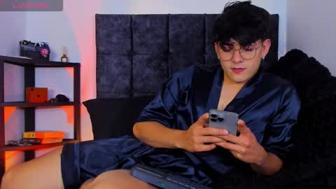 Nolan  online show from October 20, 2025, 12:44 am