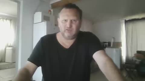 Nollie online show from October 26, 2025, 5:02 am