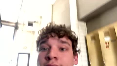 Curly  online show from April 26, 2026, 8:28 pm