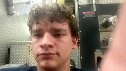 Curly  online show from April 30, 2026, 11:42 pm