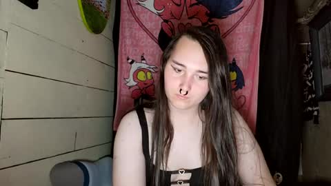 Snapshot of nonbinarybeauty20 chatting on June 30, 2026, 6:36 am nonbinarybeauty20 online show from June 30, 2026, 6:36 am