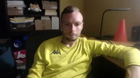 Snapshot of nontipperjakub chatting on July 19, 2026, 5:16 pm J. online show from July 19, 2026, 5:16 pm
