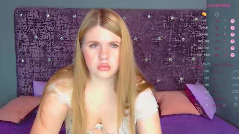 Nora online show from November 22, 2025, 1:15 am