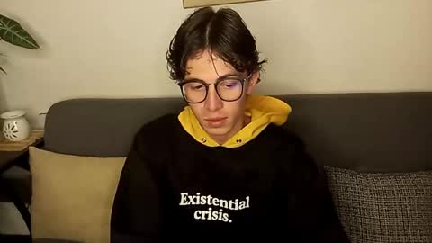 Snapshot of norehg__ chatting on September 13, 2025, 8:36 am Norehg online show from September 13, 2025, 8:36 am