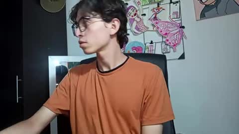 Snapshot of norehg__ chatting on September 22, 2025, 8:49 am Norehg online show from September 22, 2025, 8:49 am