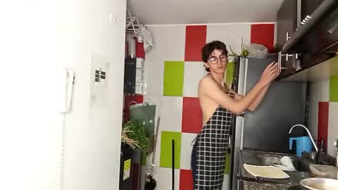 Snapshot of norehg__ chatting on September 25, 2025, 8:29 am Norehg online show from September 25, 2025, 8:29 am